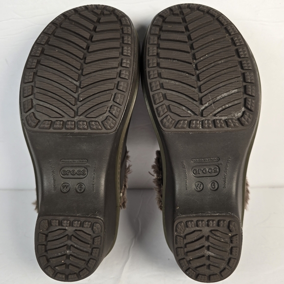 NWOT Crocs Womens Cobbler Eva Clogs Size 6 Fur Lined Slip On Shoes Brown Mules - Picture 13 of 13